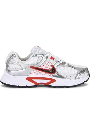 Nike V5 Runner Sneaker in White