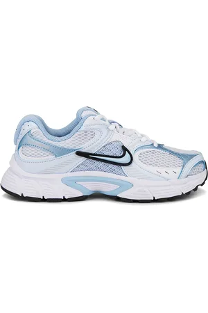 Nike V5 Runner Sneaker in Baby Blue