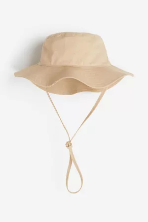 Cavianoh drawstring hat