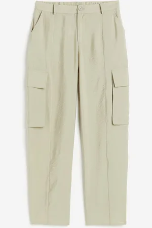 H & M Ankle-length Pants in Black | Stylemi