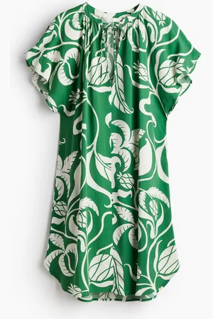 H&M Tie-detail dress