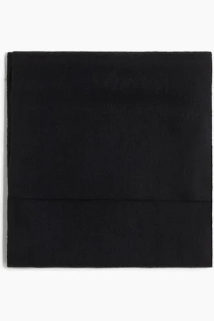 H&M Brushed-finish scarf