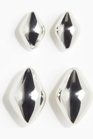 H&M 2 pairs dome earrings