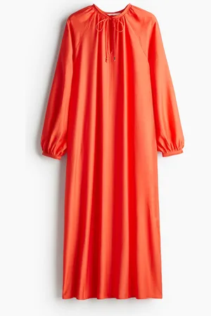H&M Balloon-sleeved dress