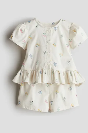 H&M 2-piece blouse and shorts set