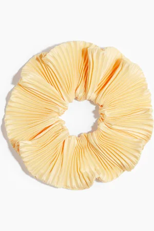 H&M Pleated scrunchie