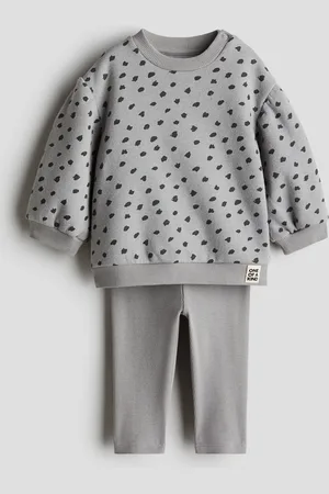 H&M 2-piece sweatshirt and leggings set