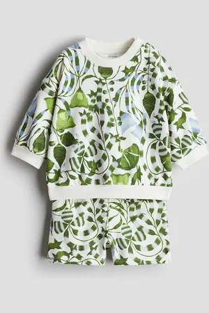 H&M 2-piece printed sweatshirt and shorts set
