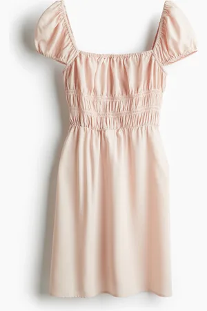 H&M Puff-sleeved smocked dress