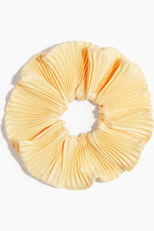 H&M Pleated scrunchie