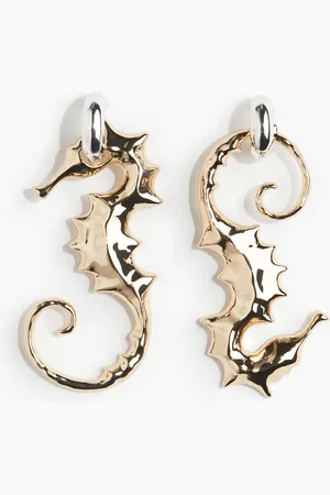 H&M Seahorse-pendant earrings