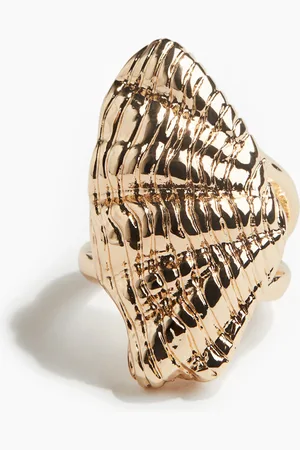 H&M Seashell-shaped ring