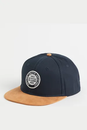 H&M Cap with an appliqué