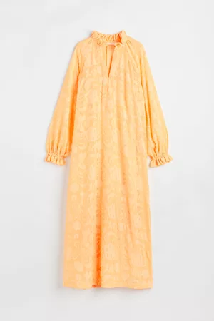 H&M Balloon-sleeved dress