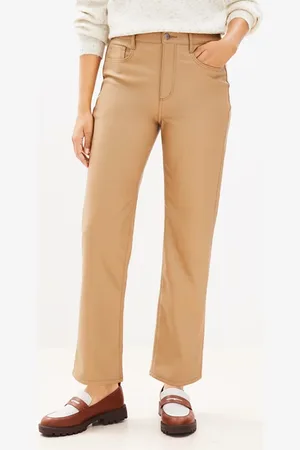 Petite Pleated Tapered Pants in Faux Leather