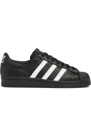 adidas Superstar 82 Sneakers