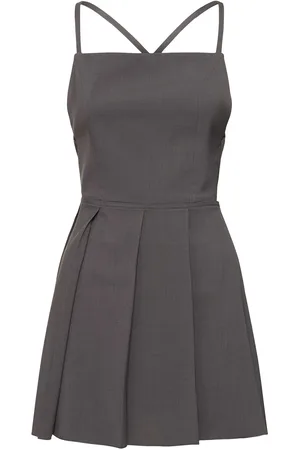 Low Classic Pleated Mini Dress