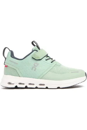 On Running Cloud Play Sneakers