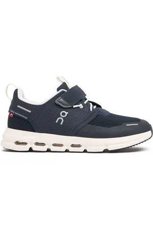 On Running Cloud Play Sneakers