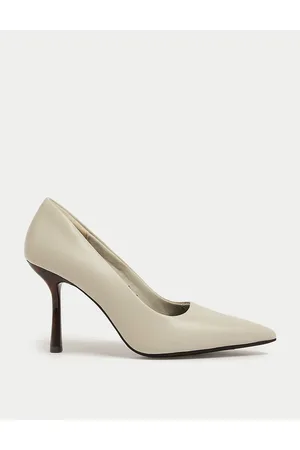 Pumps in Beige - 232 products