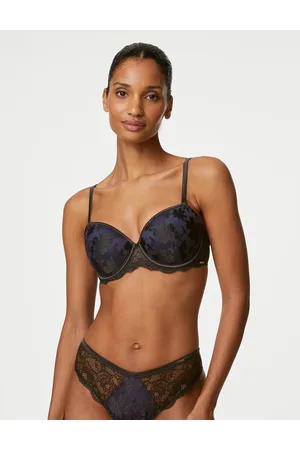 The latest collection of push up bras & wonderbras in the size L
