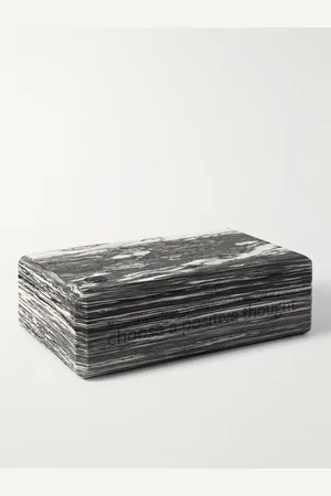 Lululemon Lift and Lengthen Yoga Block