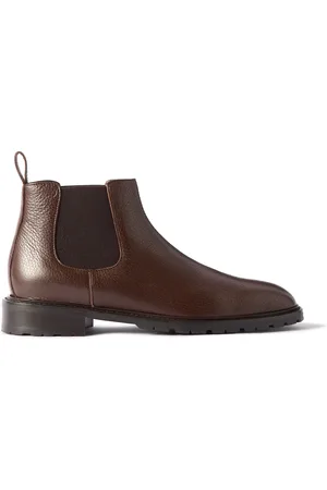 Manolo Blahnik Brompton Full-Grain Leather Chelsea Boots