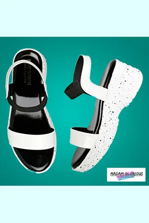 madam glorious White Solid Platform Peep Toes