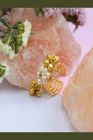 I Jewels Women Gold & White 18k Gold Plated Clustered Pearls Adjustable Finger Ring