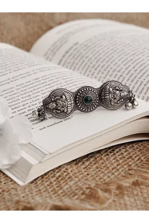 Veni Women Oxidized Silver-Plated & Green Stone-Studded Finger Ring