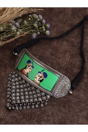 Veni Women Silver-Toned & Green Brass Silver-Plated Choker Necklace
