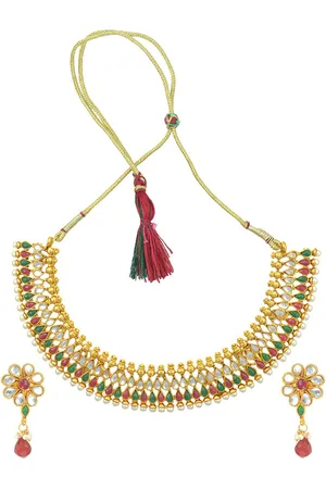 The Pari Women Gold-Plated Stone-Studded & Pearl Beaded Jewellery Set