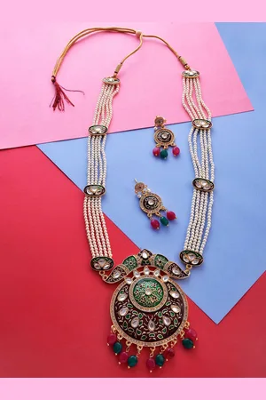 The Pari Gold-Plated Stone-Studded & Pearl Beaded Jewellery Set