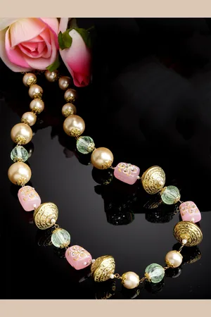 DUGRISTYLE Gold-Plated Necklace With Crystal & Pearls