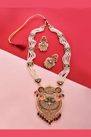 The Pari Gold-Plated Pearl & Artificial Stone Studded Alloy Jewellery Set