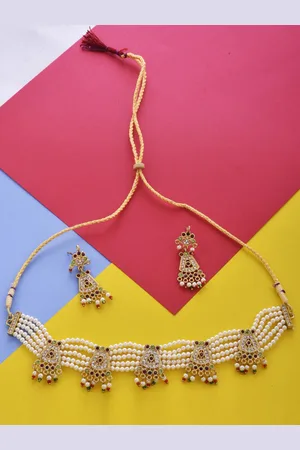 The Pari Gold-Plated Stone-Studded & Pearl Beaded Jewellery Set