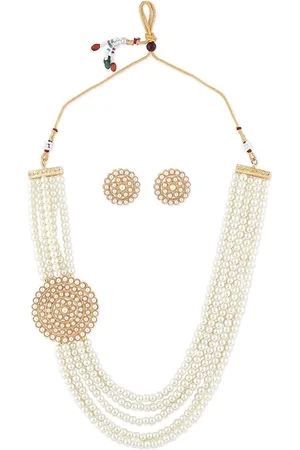 The Pari Gold-Plated & Pearl Beaded Round Brooch Jewellery Set
