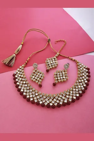 The Pari Gold-Plated Stone-Studded & Pearl Beaded Jewellery Set