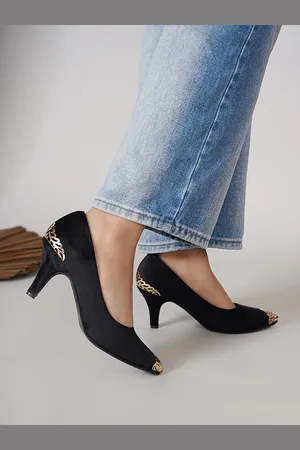DressBerry Embellished Velvet Kitten Pumps Heels