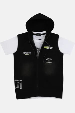 V-Mart Boys Black Colourblocked Polo Collar Applique T-shirt