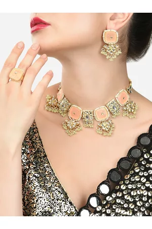 Zaveri Pearls Gold-Plated Kundan Studded Jewellery Set