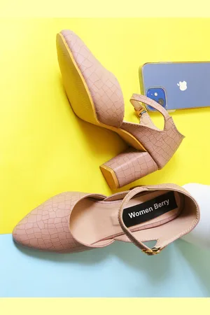 WOMENS BERRY Textured Block Pumps With Buckles Heels