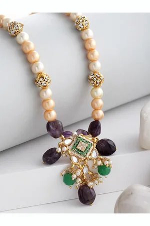 DUGRISTYLE Kundan & Pearls Necklace