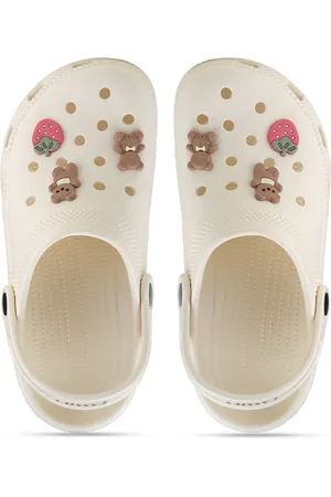 CASSIEY Women Croslite Clogs