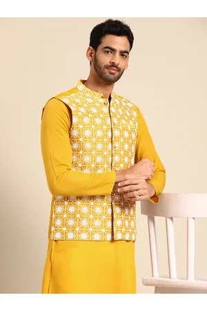 Yellow Kurta Set With Floral Nehru Jacket Design by Minaki Men at Pernia's  Pop Up Shop 2024