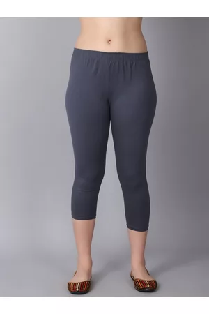 GRACIT Women Cotton Solid Mid Rise Capris