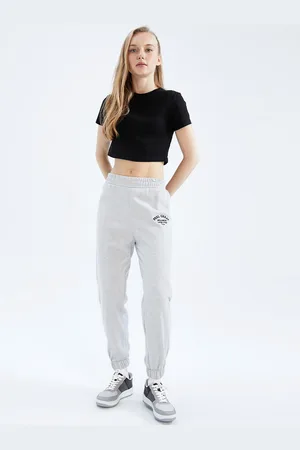DeFacto Women Mid Rise Regular Fit Jogger