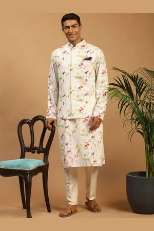 Vastramay Men Floral Printed Kurta with Pyjamas & Nehru Jacket