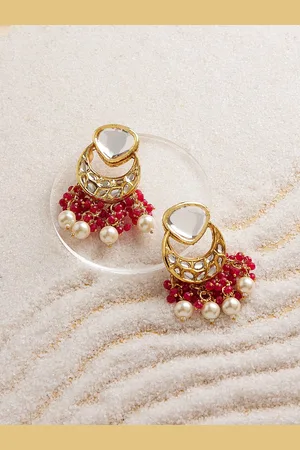 Zaveri Pearls Enchanting Gold Tone Floral Cubic Zirconia & Pearl Stud  Earring For Women-ZPFK9456 | Dealsmagnet.com