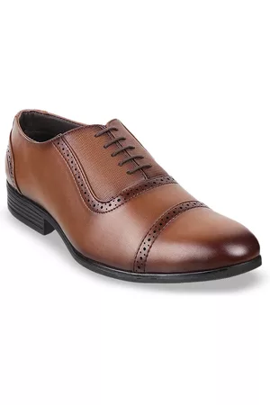 Metro Men Textured Round Toe Leather Formal Oxfords